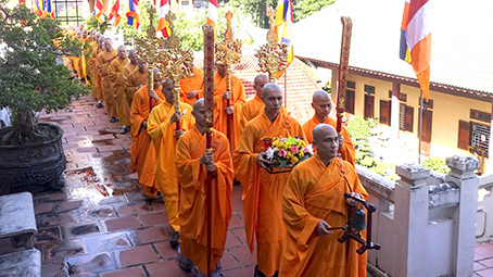 Kon Tum: Chư Tăng Ni tác pháp Tự tứ giải chế An cư Kiết hạ PL.2568