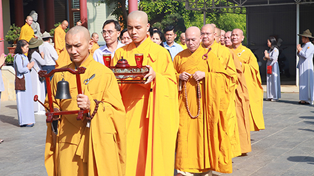 Kon Tum: Ban Trị sự Phật giáo tỉnh trang nghiêm cử hành Đại Lễ Phật Đản PL.2569 – DL.2025.