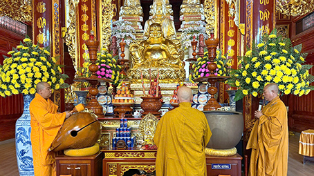 Kon Tum: Chư Tôn đức Bố-tát tập trung kỳ đầu tiên trong mùa An cư Kiết hạ PL. 2569