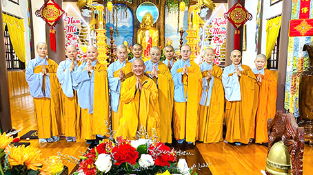 Quảng Ngãi: Thượng tọa Thích Quang Hạnh thăm và sách tấn chư hành giả An cư tại Hạ trường Pháp Hoa.